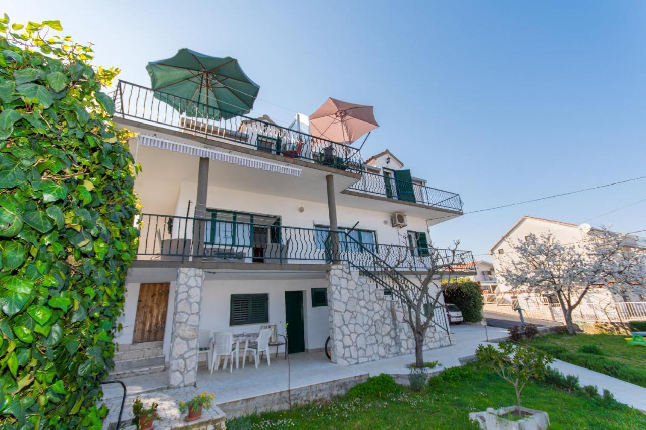 Apartments By The Sea Slatine, Ciovo - 1126 Трогир Екстериор снимка