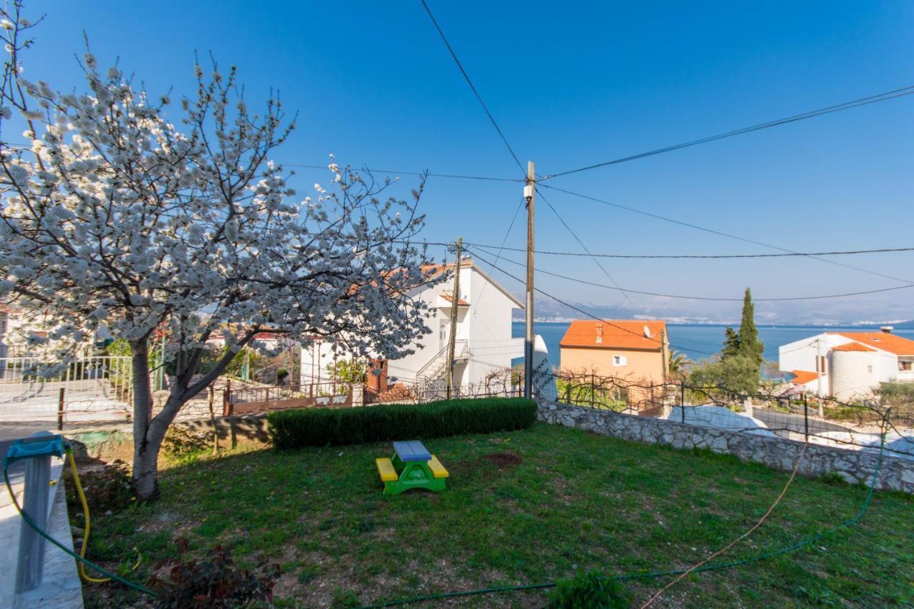 Apartments By The Sea Slatine, Ciovo - 1126 Трогир Екстериор снимка