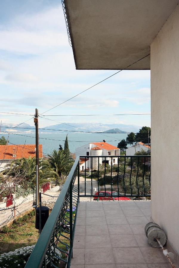 Apartments By The Sea Slatine, Ciovo - 1126 Трогир Екстериор снимка