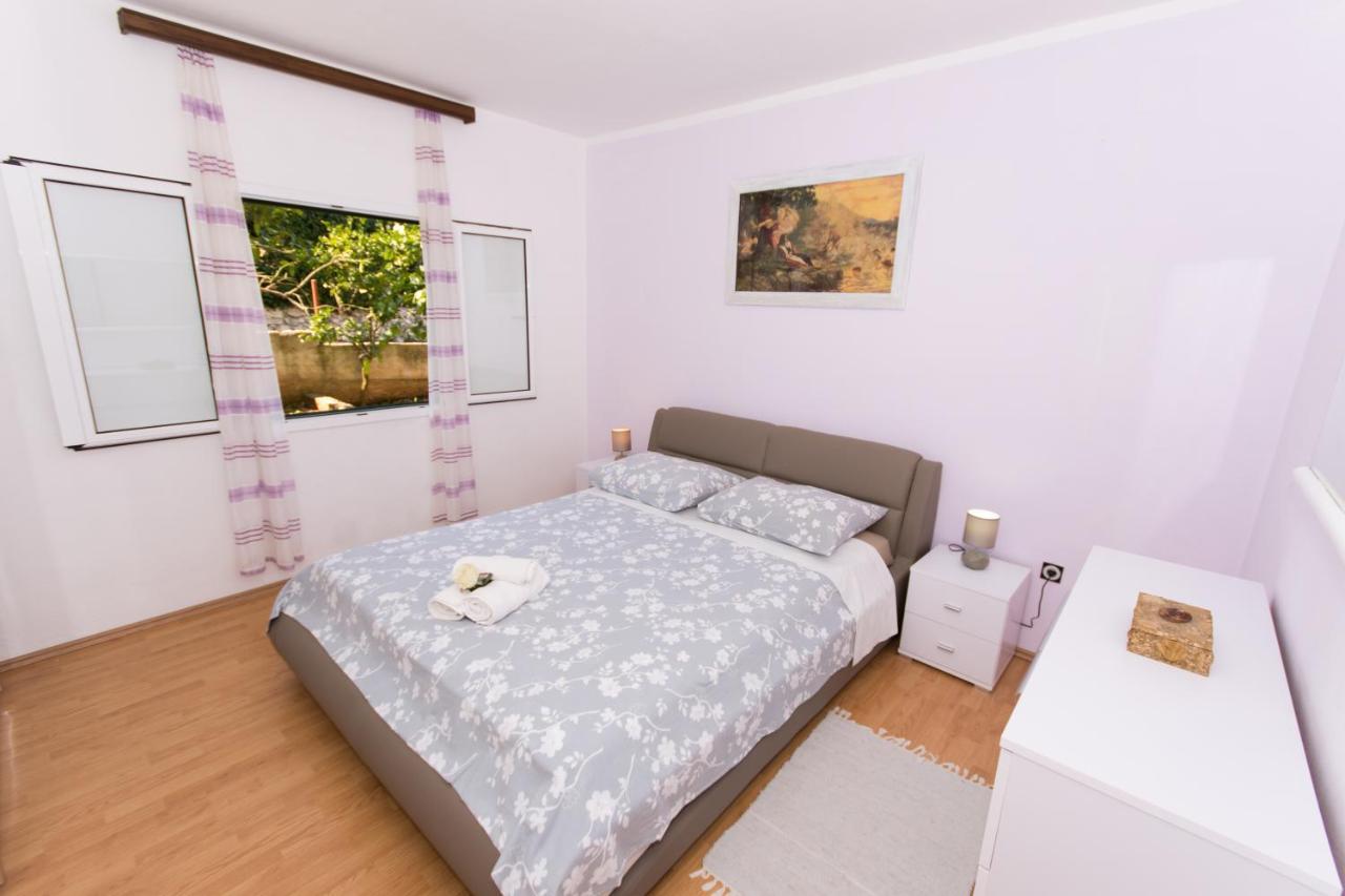 Apartments By The Sea Slatine, Ciovo - 1126 Трогир Екстериор снимка