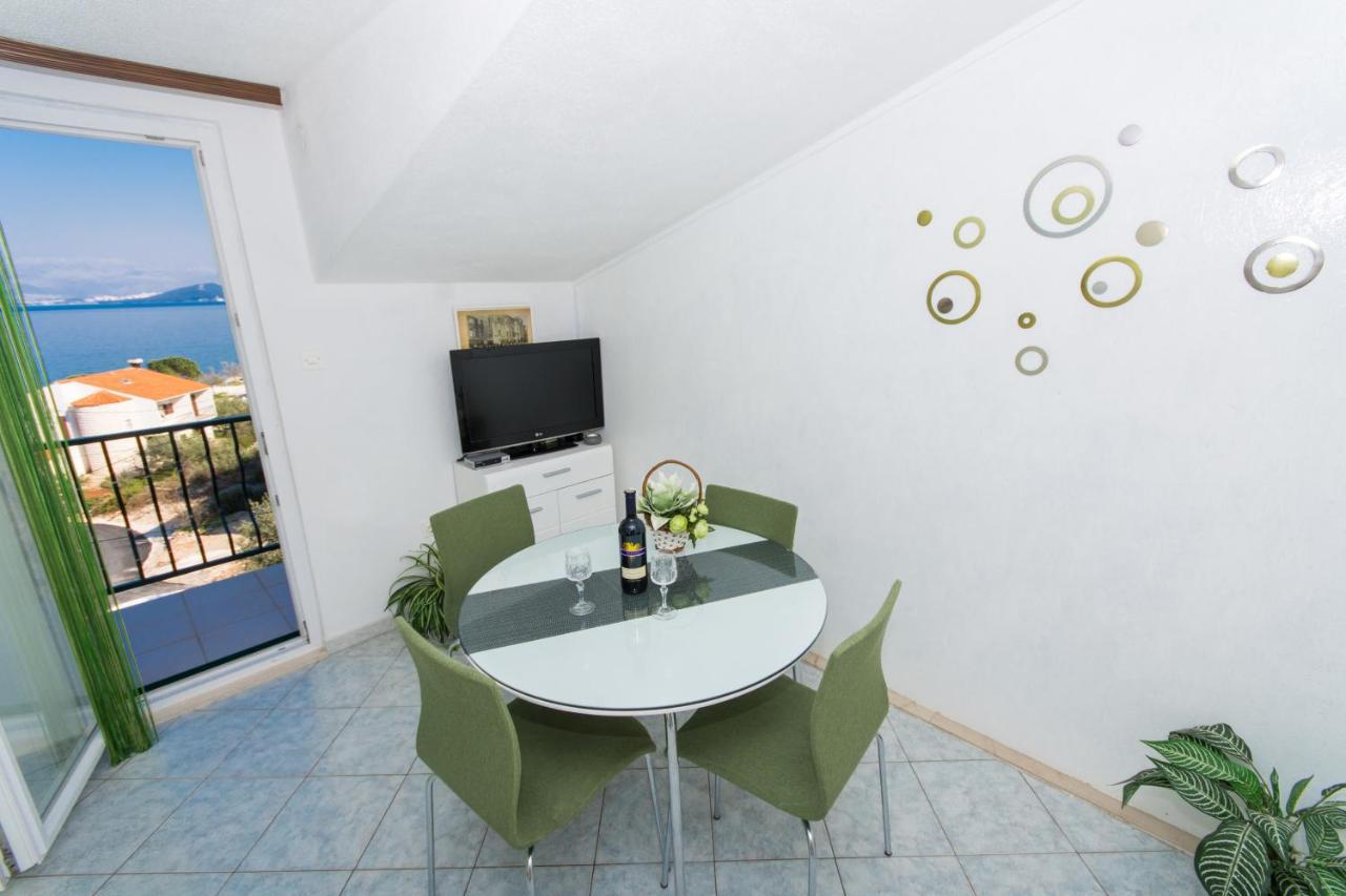 Apartments By The Sea Slatine, Ciovo - 1126 Трогир Екстериор снимка